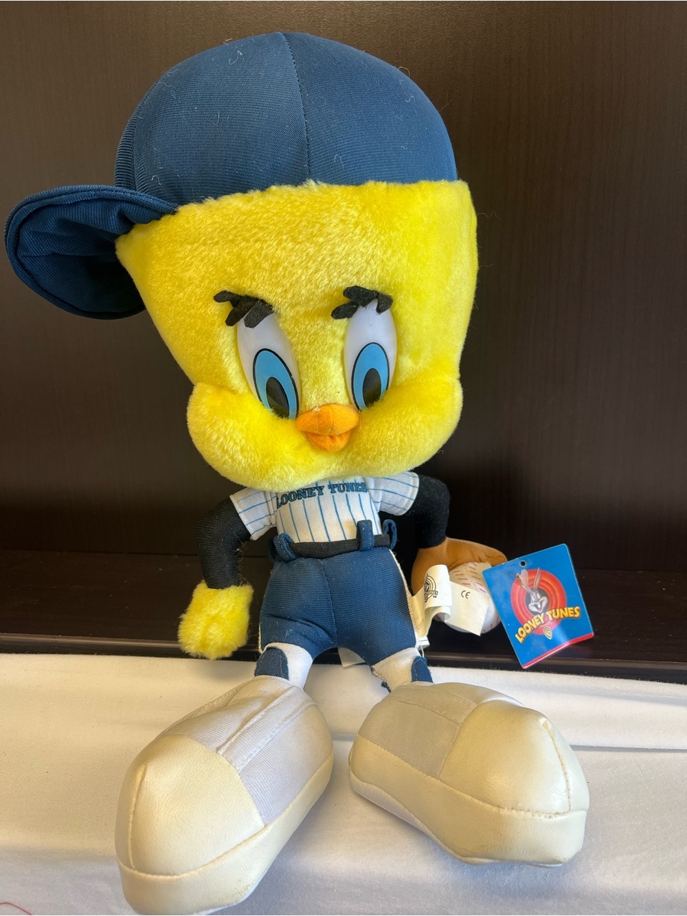 VINTAGE RARE❗️Looney Tunes Tweety Plush Baseball Player 1998